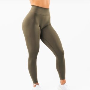 Alphalete Amplify Leggings- Canteen
